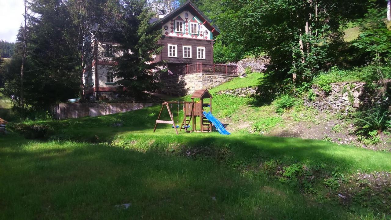 Chalupa Konciny Jablonec nad Jizerou Luaran gambar